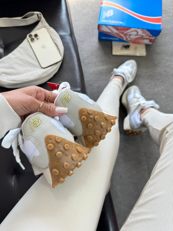 New Balance 327 Branco/ off