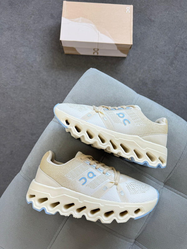 On Cloud Off/ Azul 💙