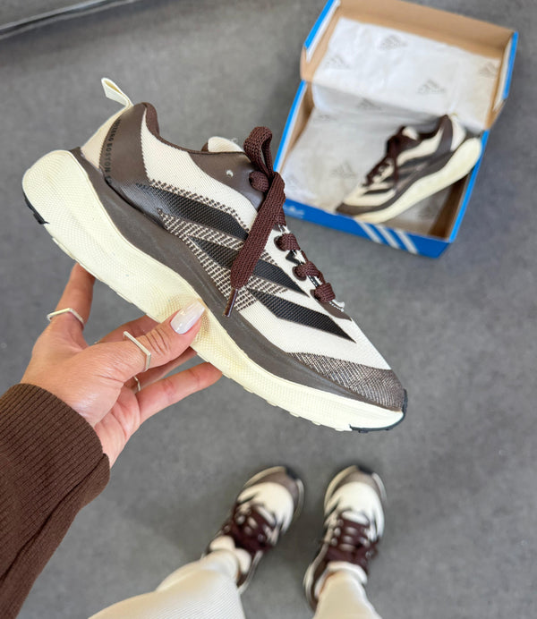 Adidas Adizero boston 12 off / café